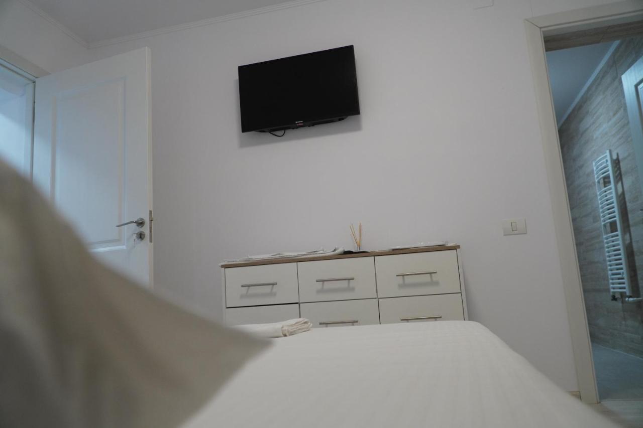 Vila Exclusive Târgu Jiu Eksteriør billede